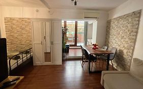 Apartma Ella